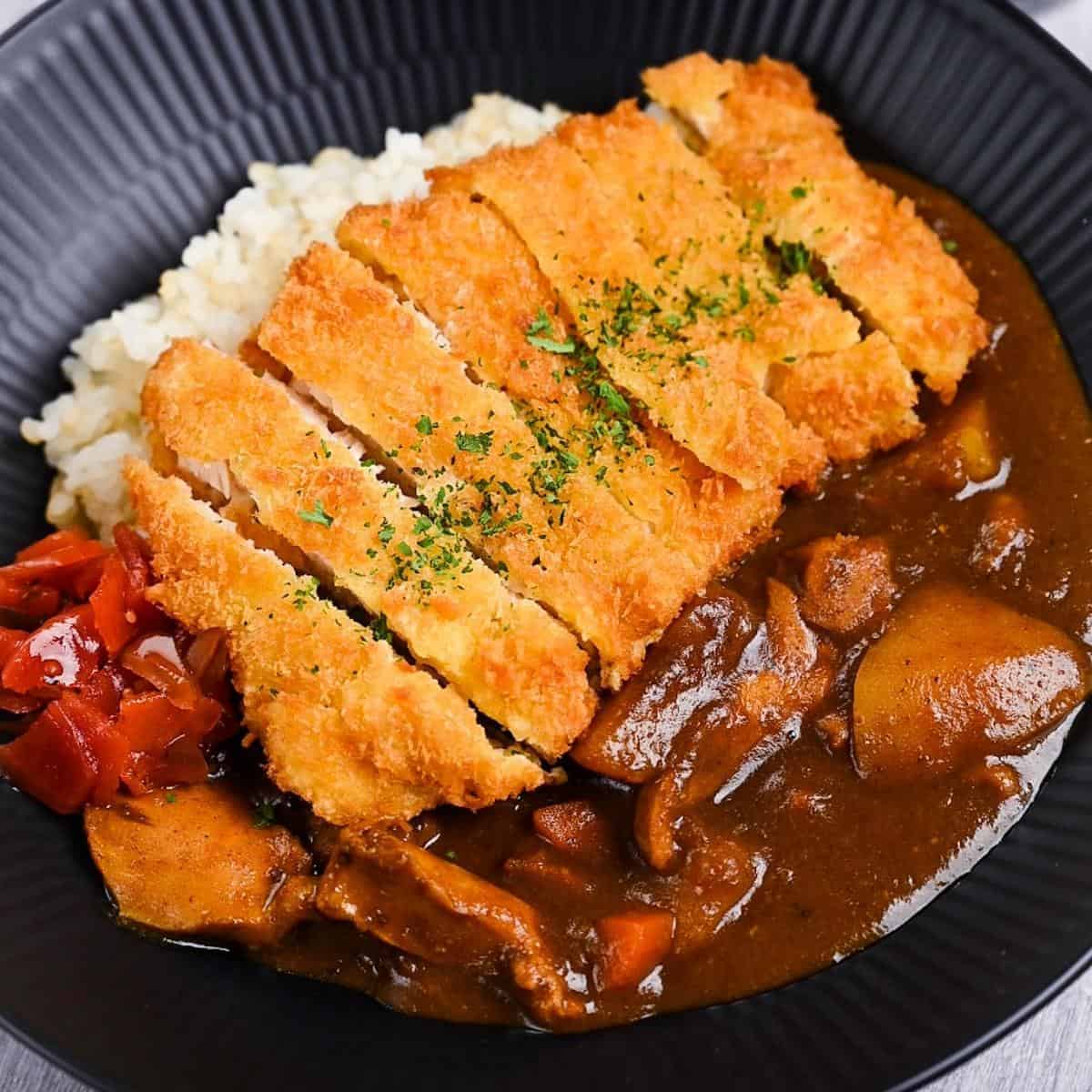 Japanese Chicken Katsu Curry (チキンカツカレー) - Sudachi Recipes