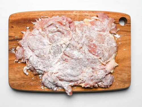 coating chicken thigh with potato starch