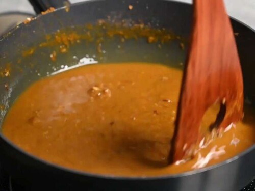 Mixing the curry roux