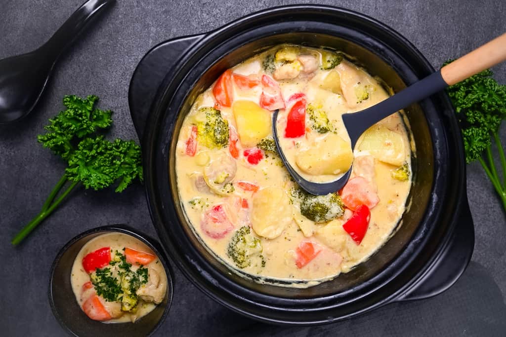 Japanese cream stew with chicken and vegetables