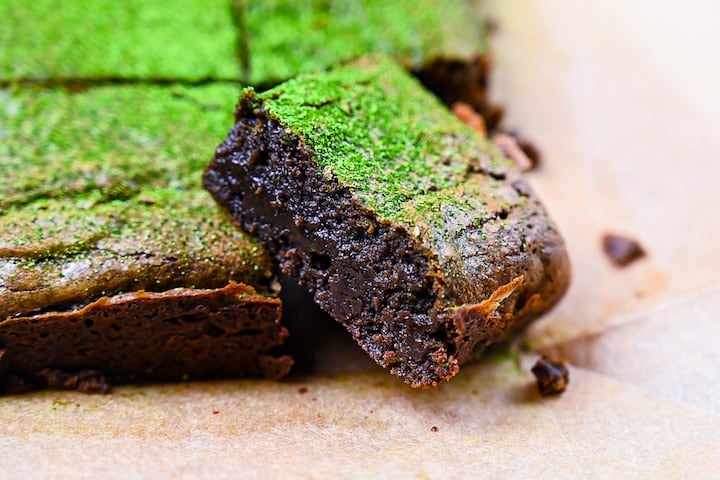 Fudgy matcha and dark chocolate brownies