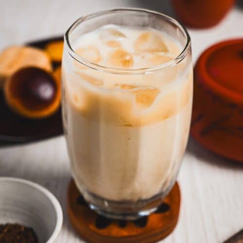iced hojicha latte with wagashi (Japanese sweets) and Japanese style teapot