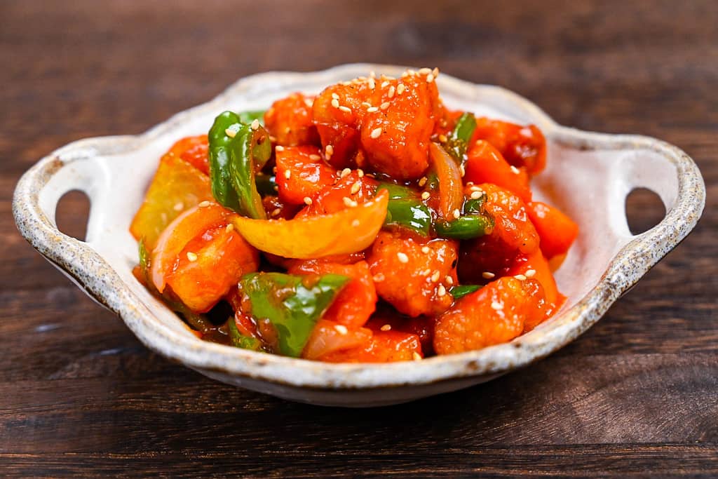 Sweet and sour pork "Subuta" side view