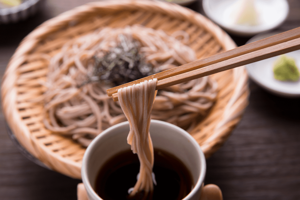 zaru soba with chilled dipping sauce