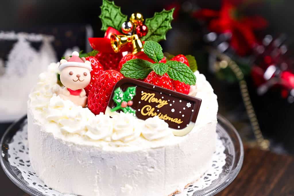 Light and Fluffy Japanese Christmas Cake - Sudachi Recipes