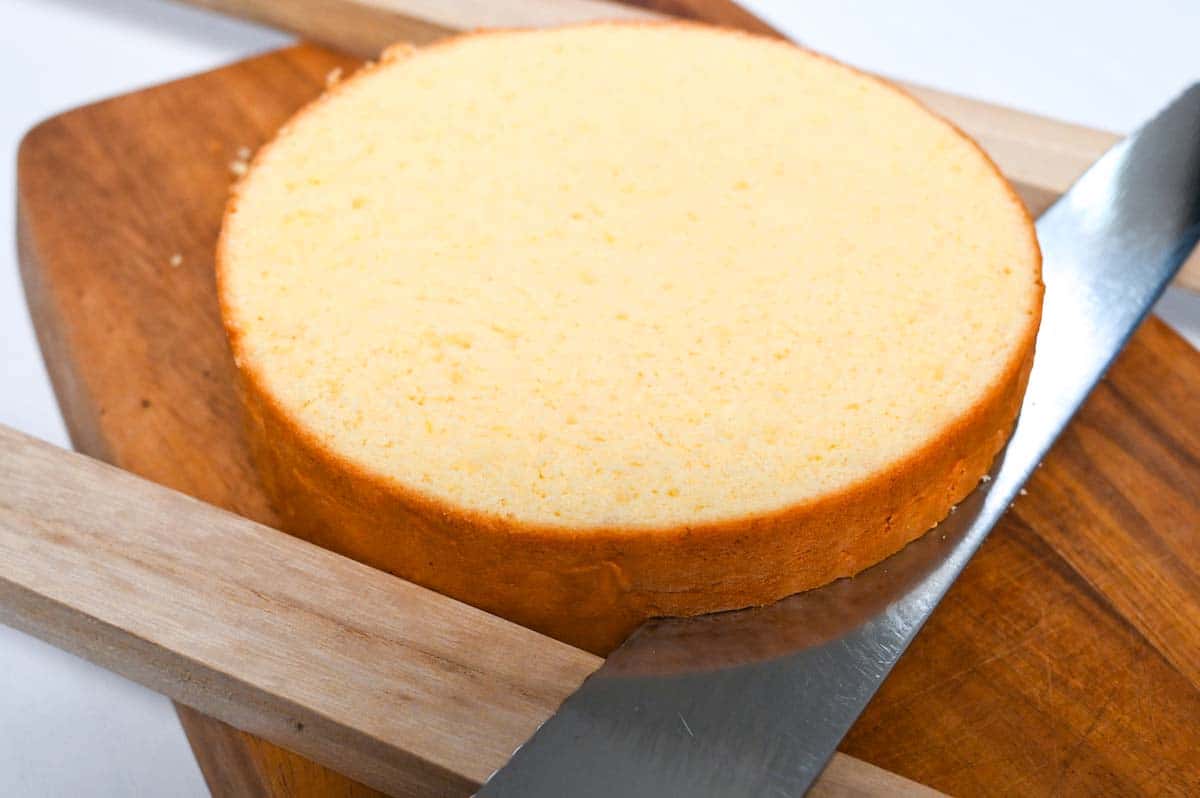 cutting the sponge for Japanese christmas cake