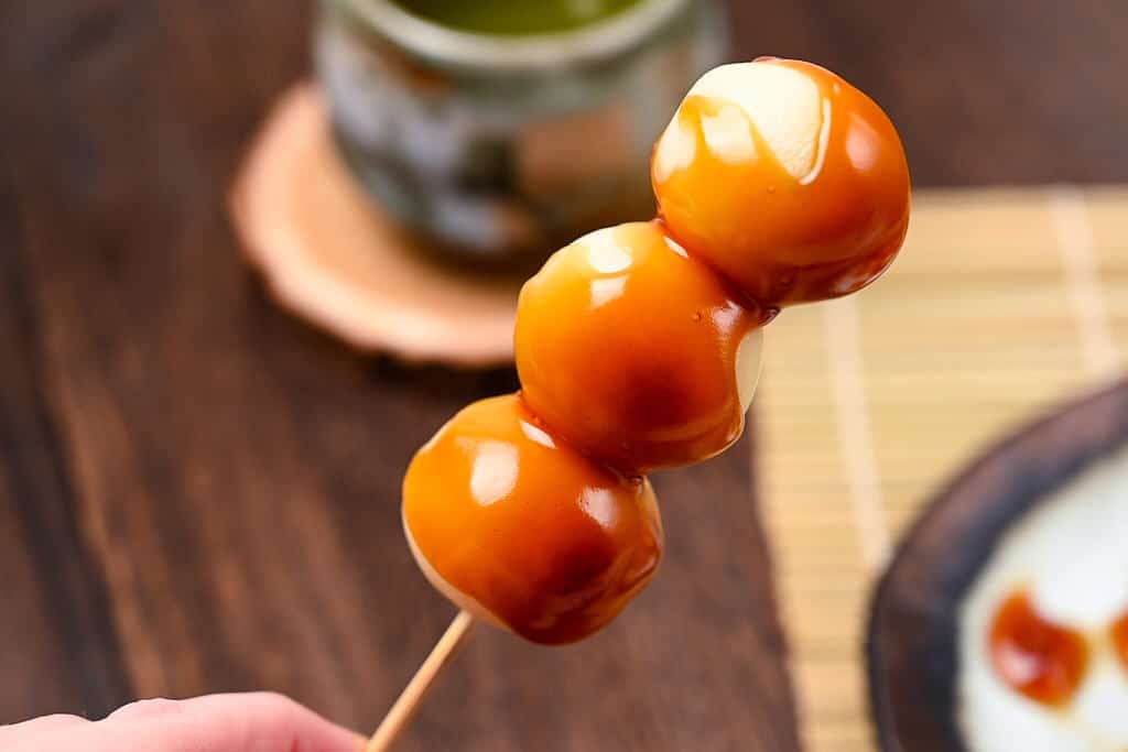 one mitarashi dango