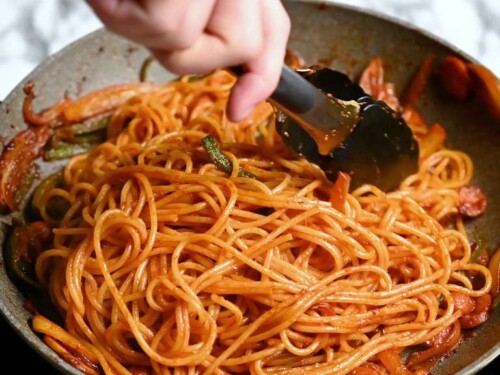 mixing spaghetti napolitan