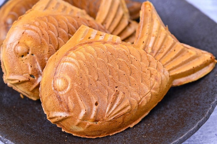 Taiyaki red bean cake close up