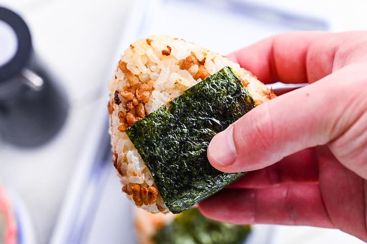 Onigiri rice ball flavoured with soboro chicken