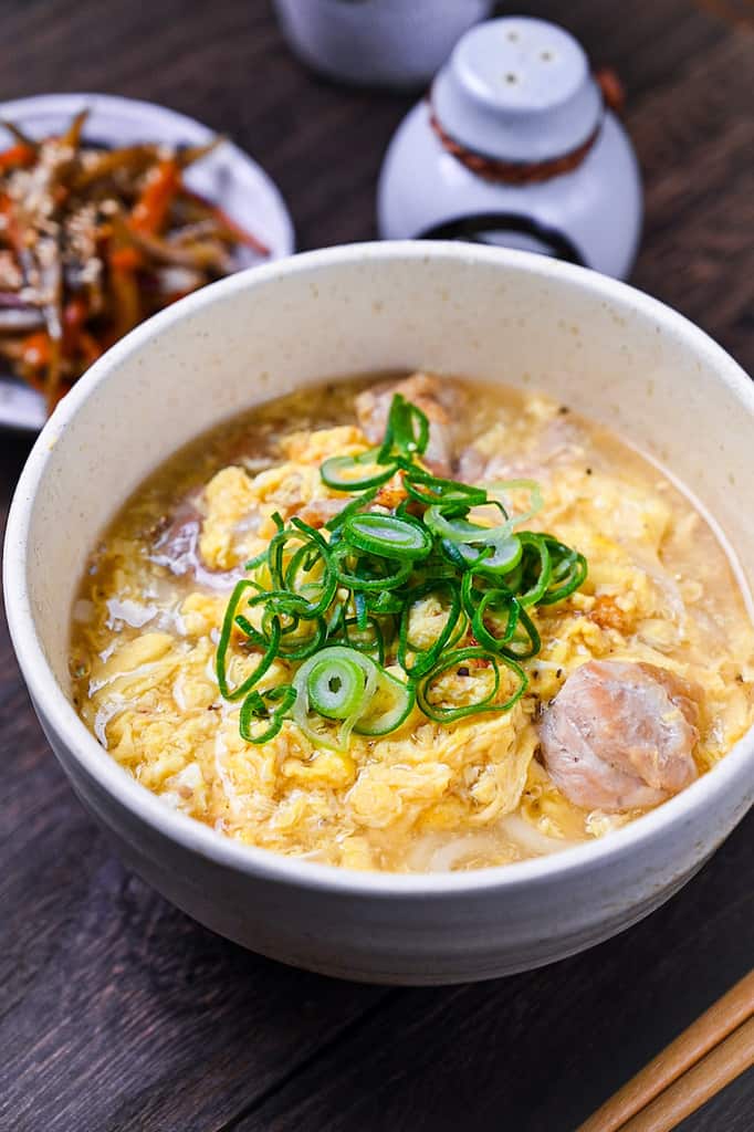 Oyako udon, udon noodles in a light dashi broth with chicken and egg