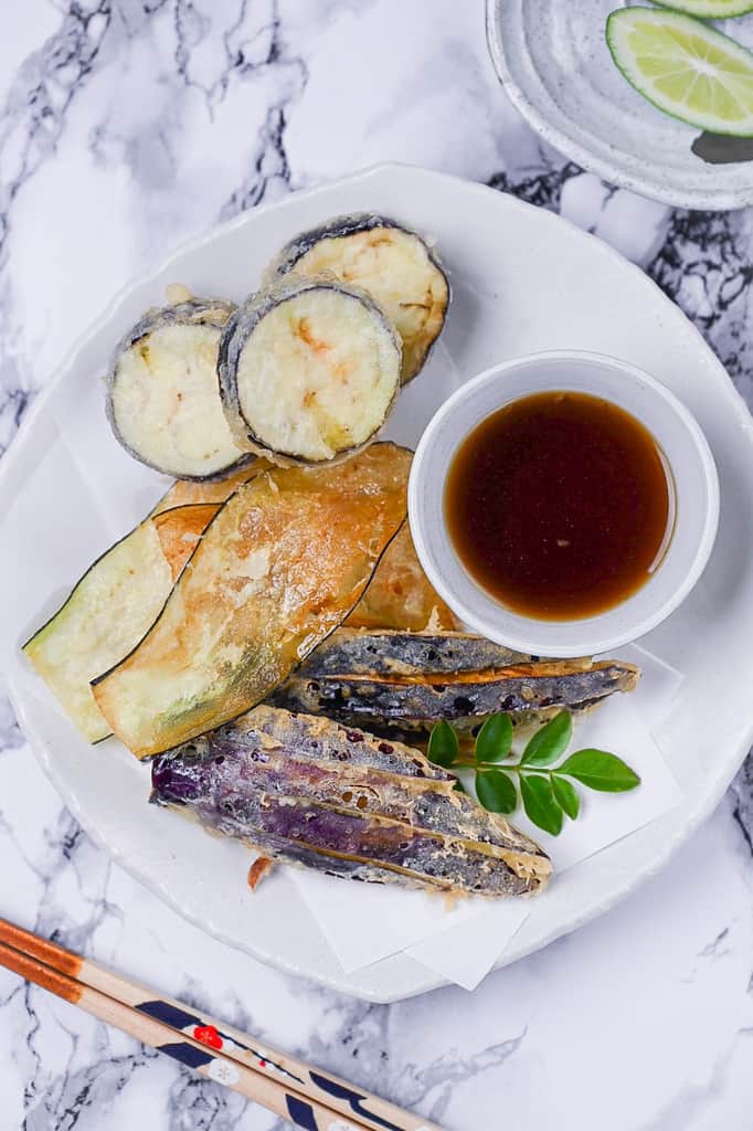 3 ways to make eggplant tempura served with tentsuyu