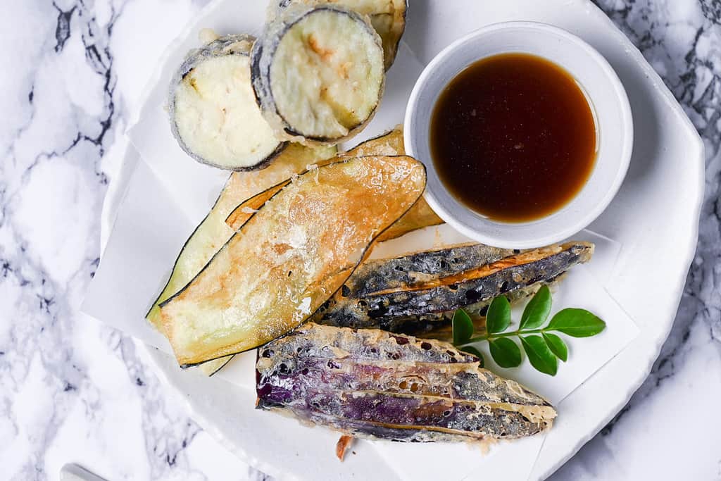 3 ways to make eggplant tempura served with tentsuyu tempura dipping sauce