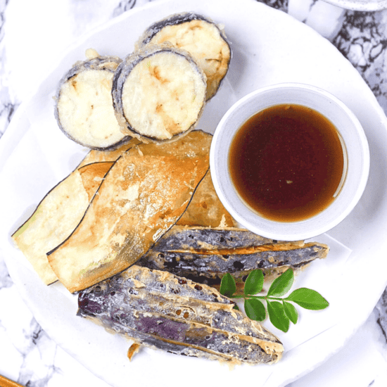 3 ways to make eggplant tempura served with tentsuyu tempura dipping sauce