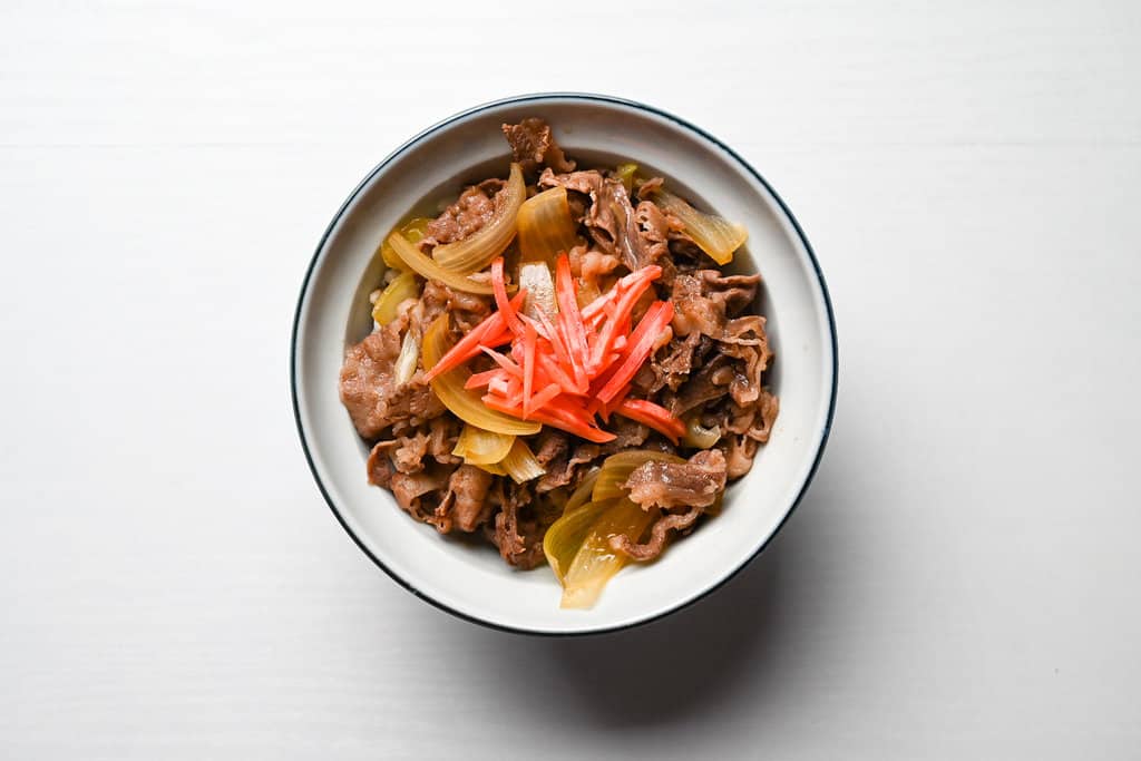 Topping gyudon with red pickled ginger
