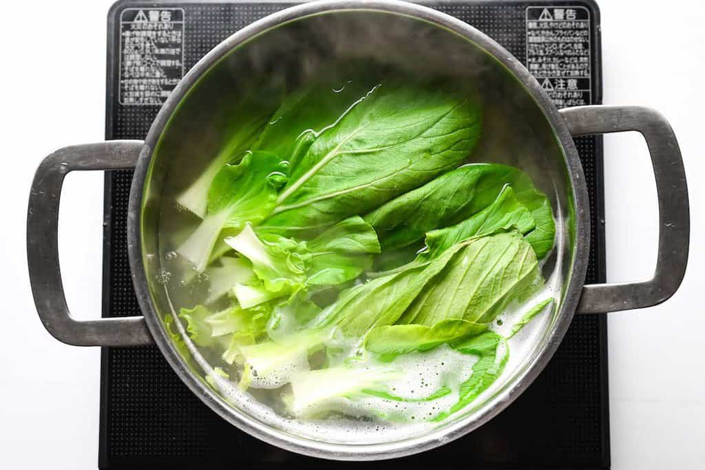 cooking pak choi with noodles