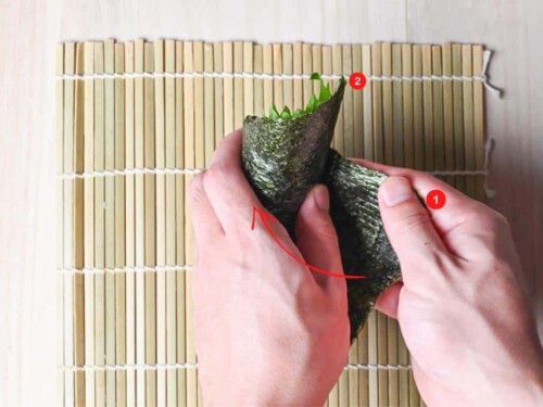final roll how to make temaki sushi hand roll