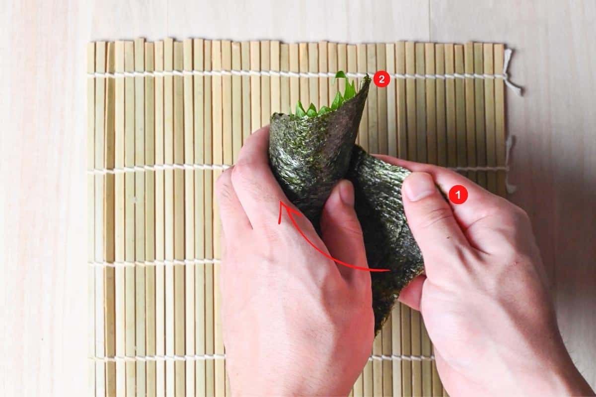 final roll how to make temaki sushi hand roll