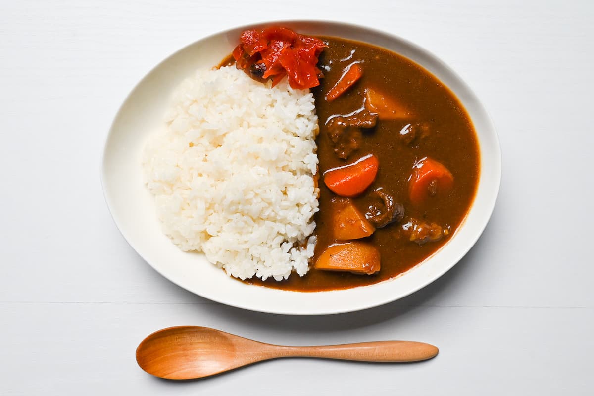 Japanese curry with fukujinzuke pickles