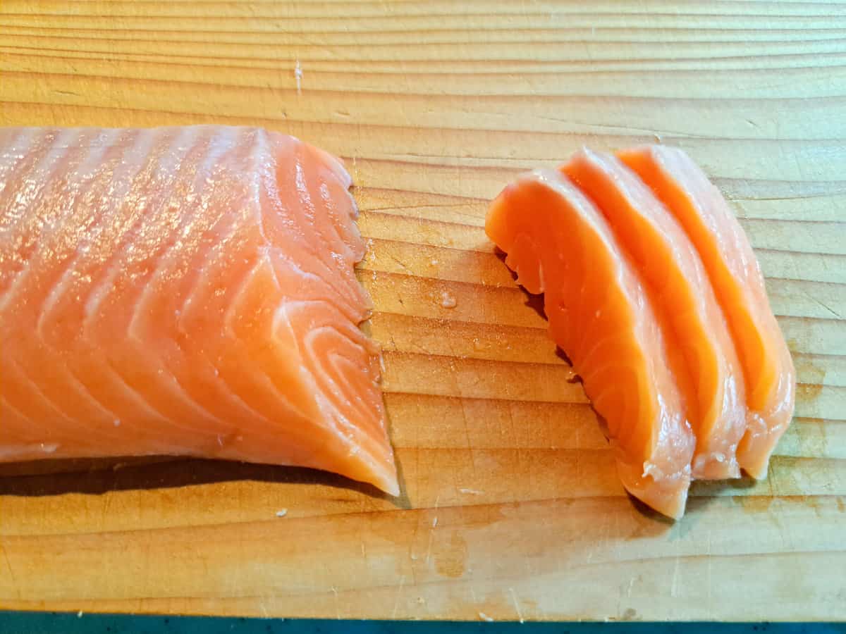 Tips for cutting sashimi-grade salmon 2