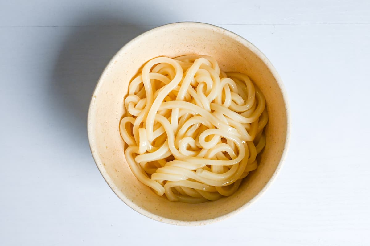 udon noodles in a bowl