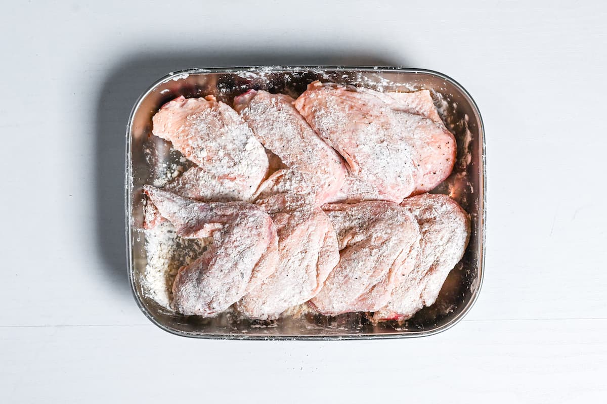 chicken wings coated with corn starch and cake flour