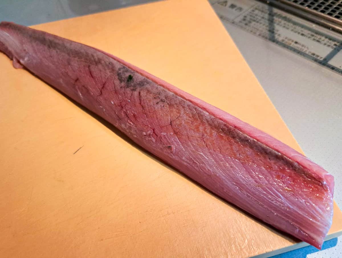 Yellowtail sashimi how to choose