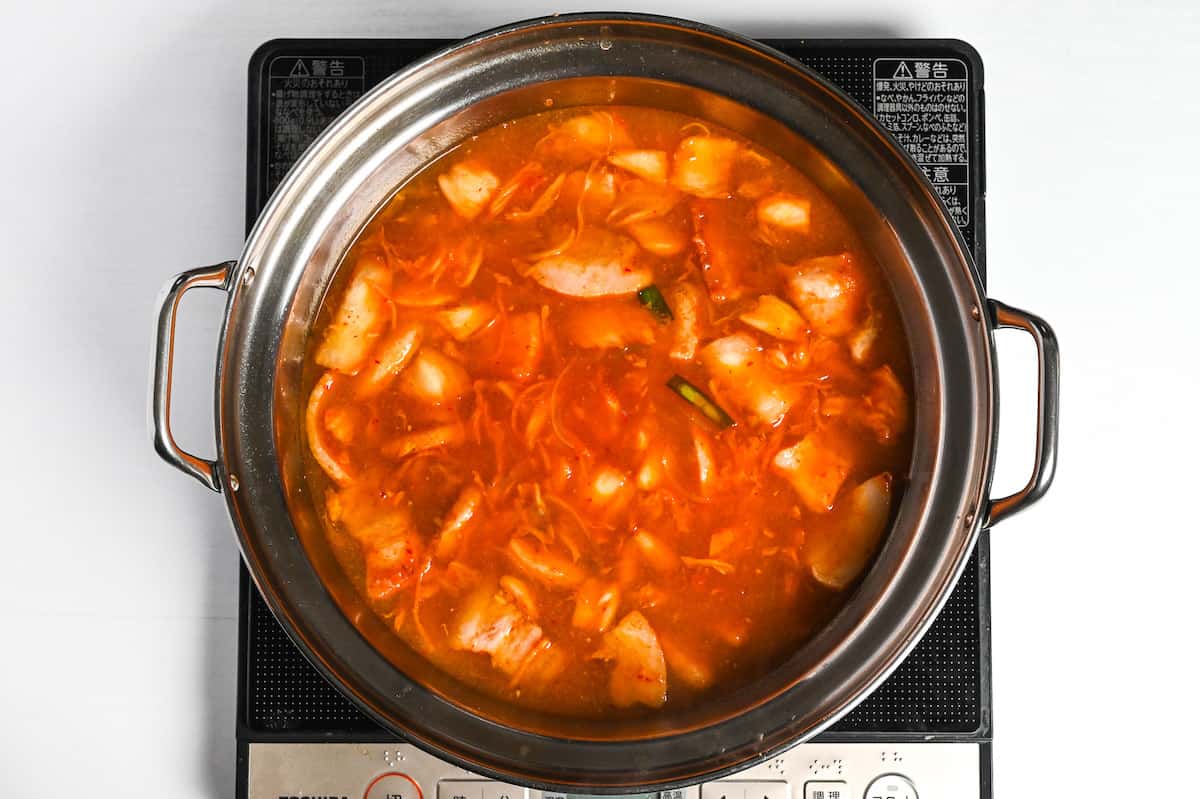 Kimchi Nabe Recipe – Japanese Cooking 101