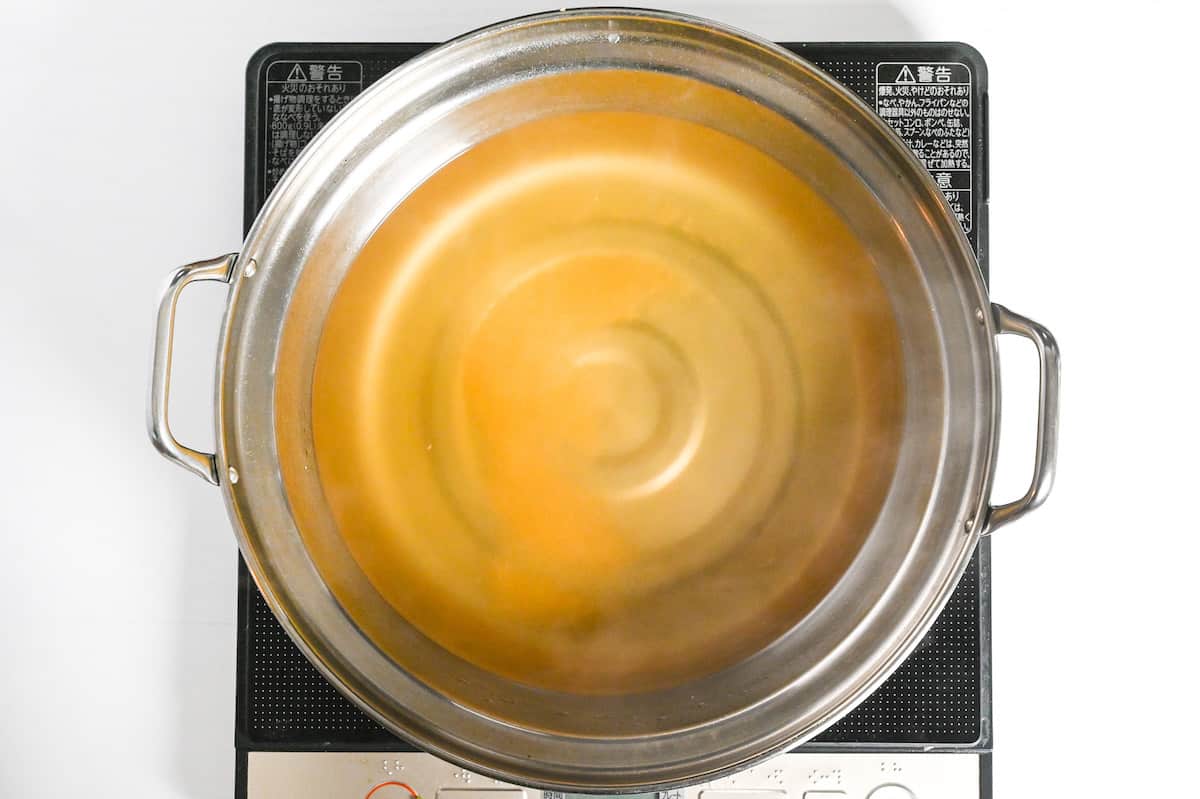 dashi in a aluminum pot