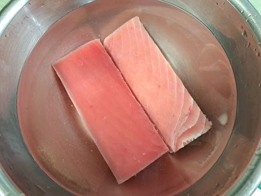 thawing tuna