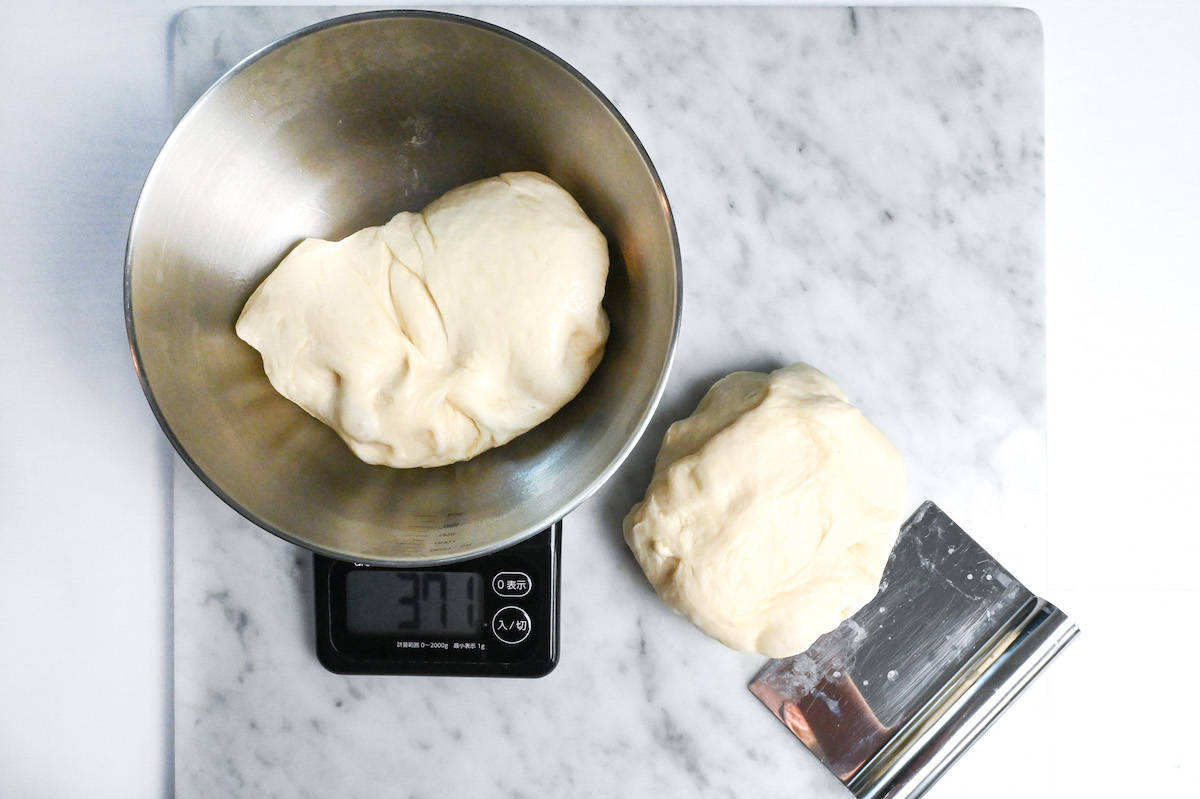 dividing nama shokupan dough in two