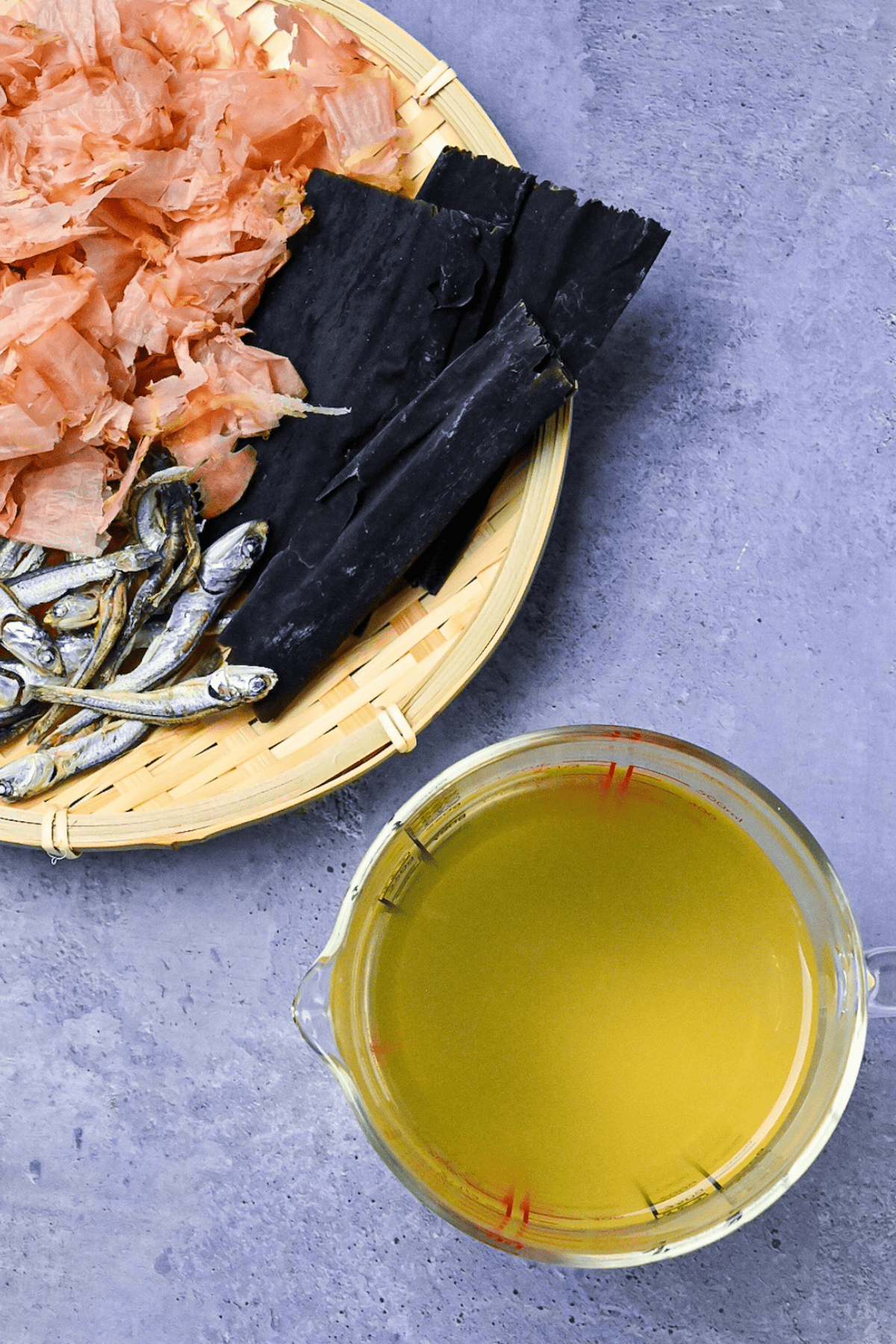 awase dashi made with kombu, bonito flakes and dried sardines