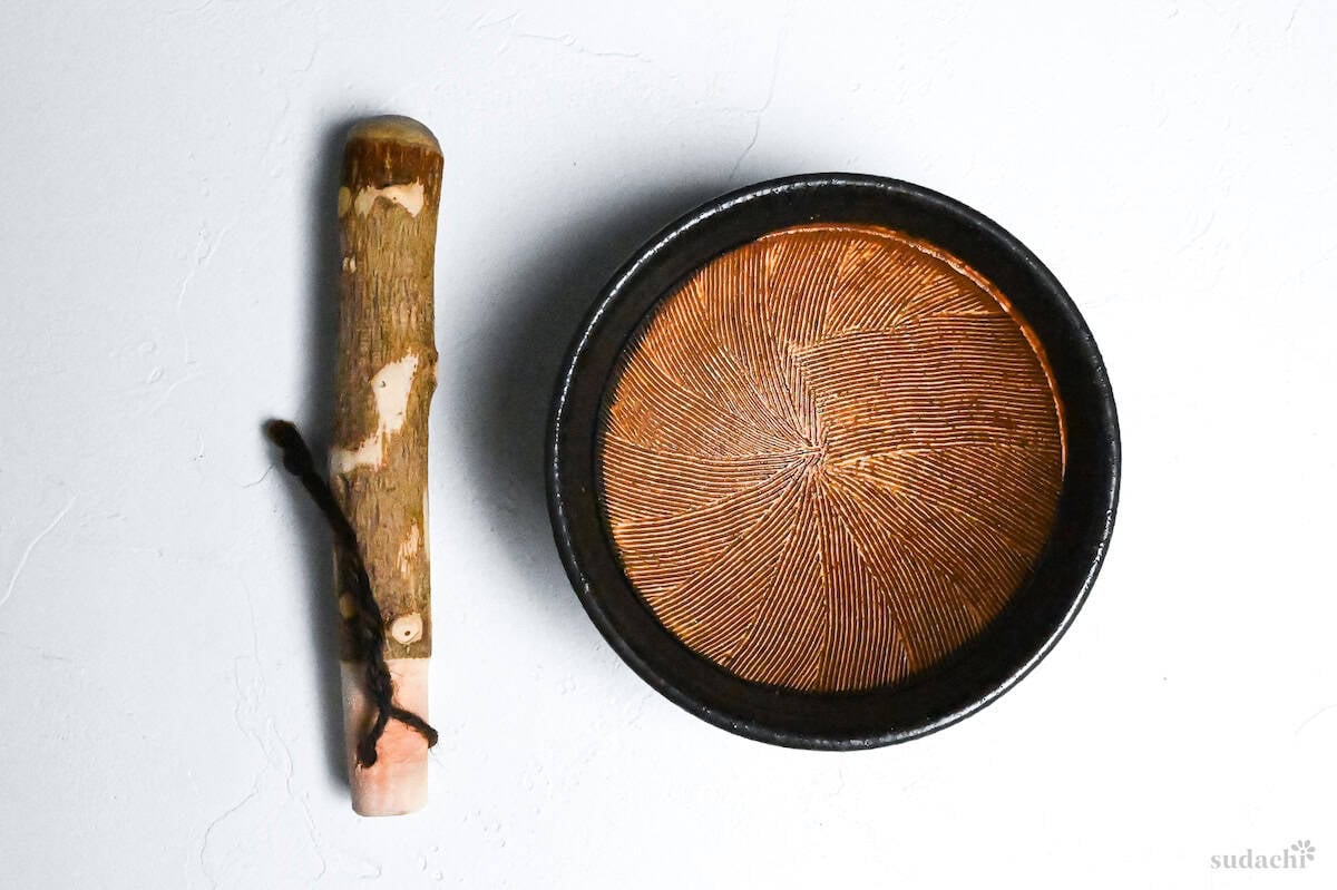 suri bachi (Japanese mortar and pestle) on a white background